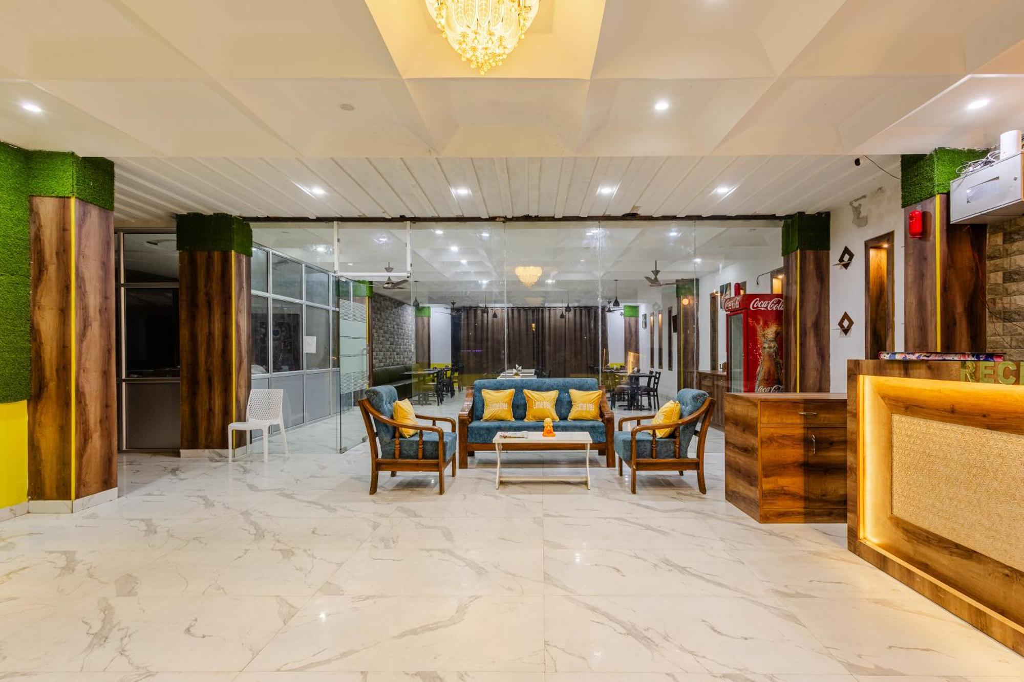 Lime Tree Hotel And Banquet Vrindavan Exterior photo