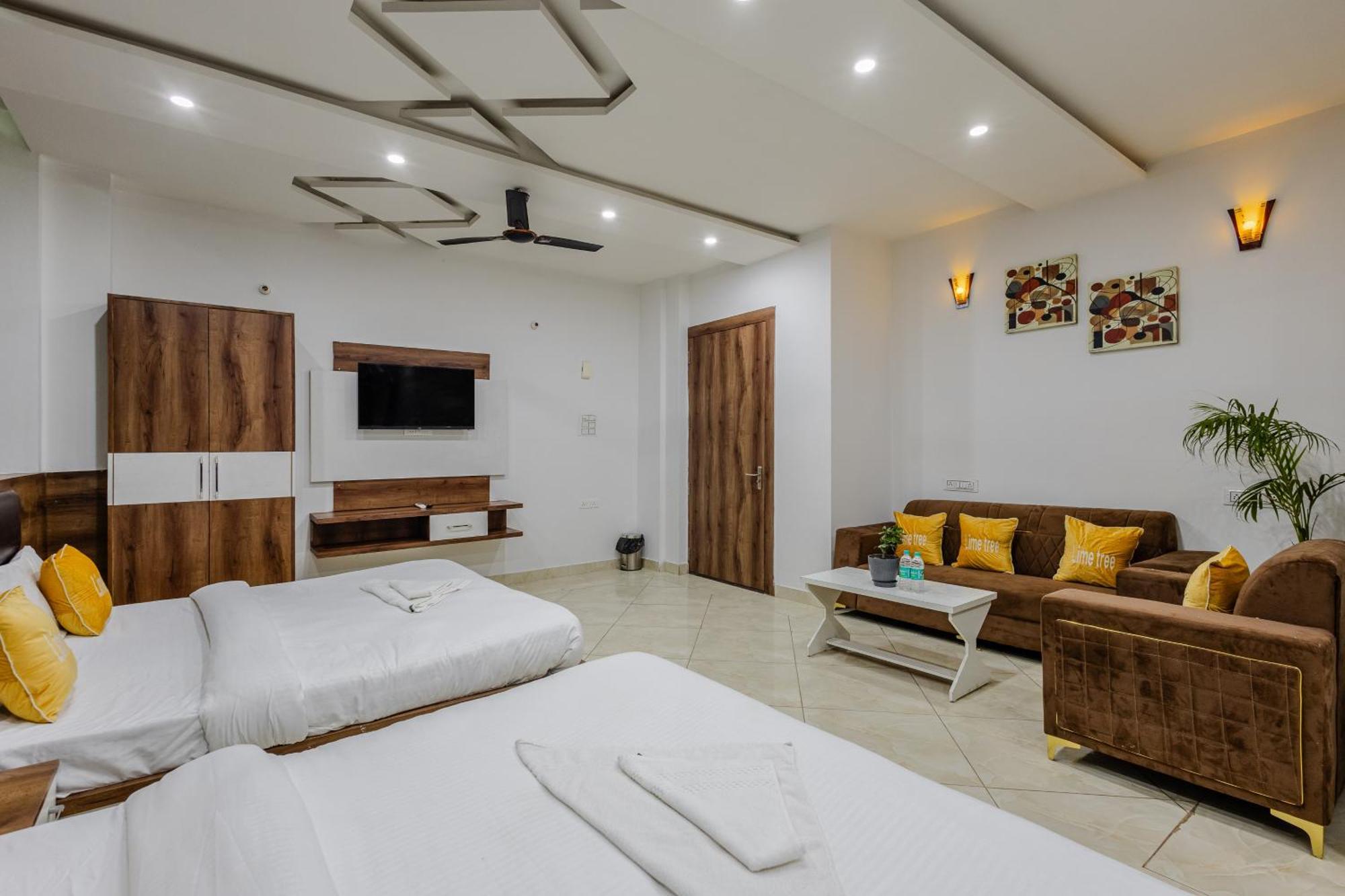 Lime Tree Hotel And Banquet Vrindavan Exterior photo