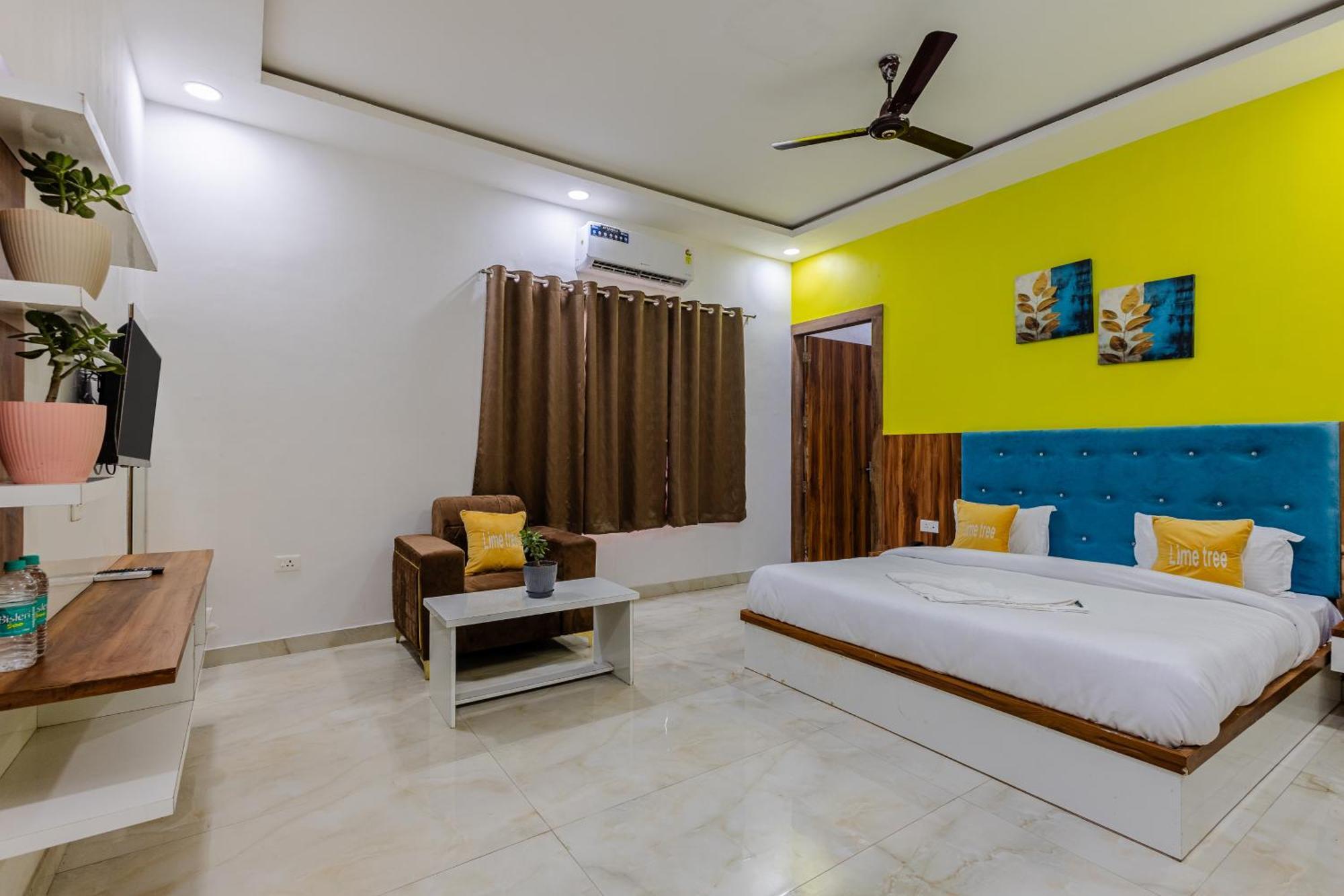 Lime Tree Hotel And Banquet Vrindavan Exterior photo